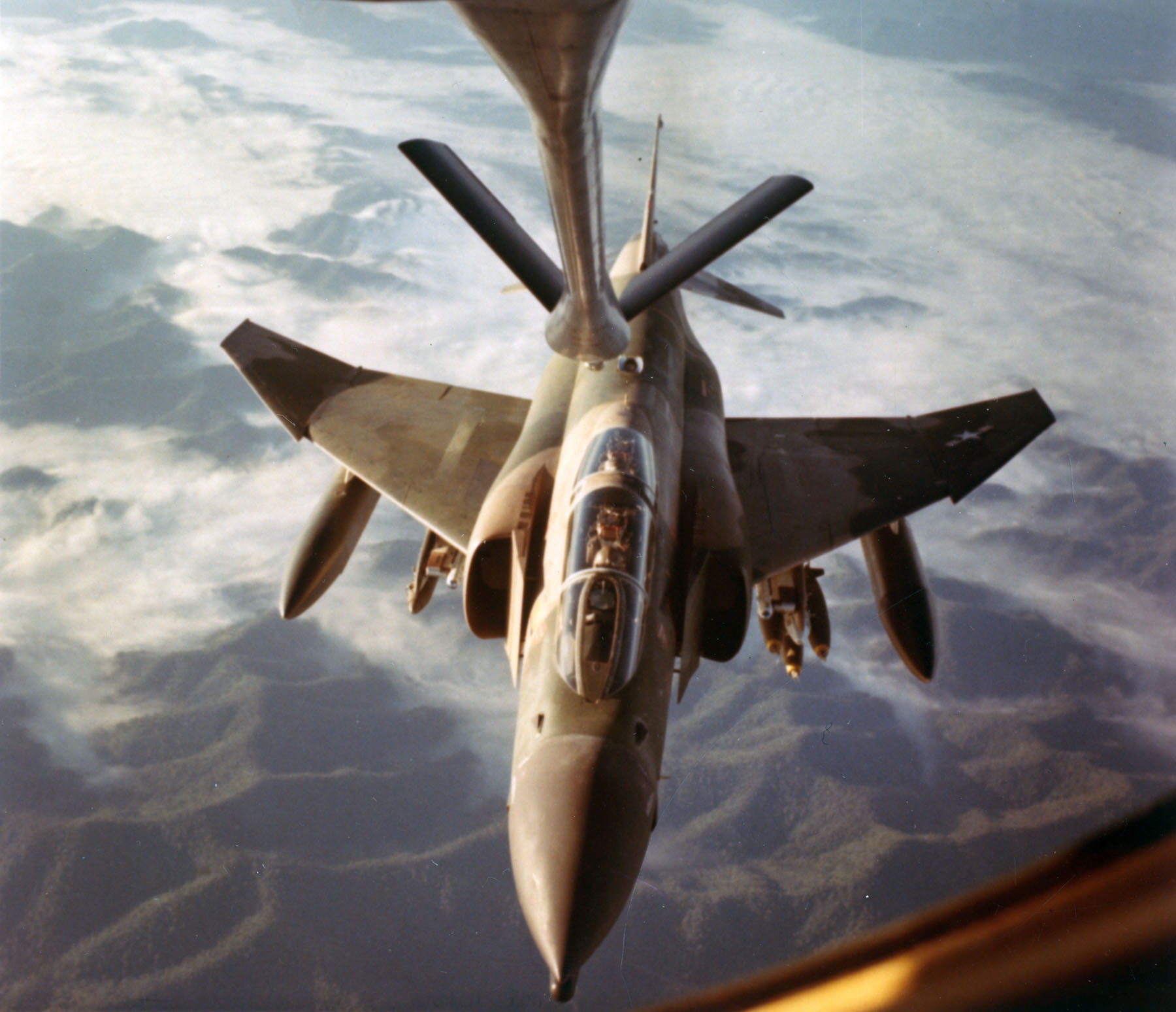 F-4 z perspektywy operatora bomu (zdjęcie: USAF / PD)